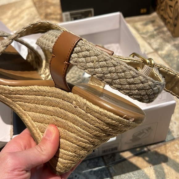 Banana Republic Wedge Sandals - Picture 8 of 8